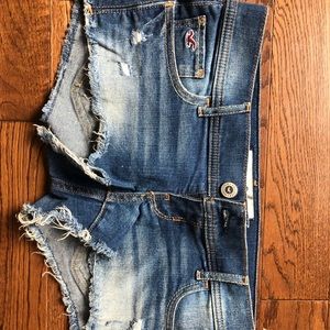 2/$20 BNWT Hollister denim shorts - Size 3/ w26